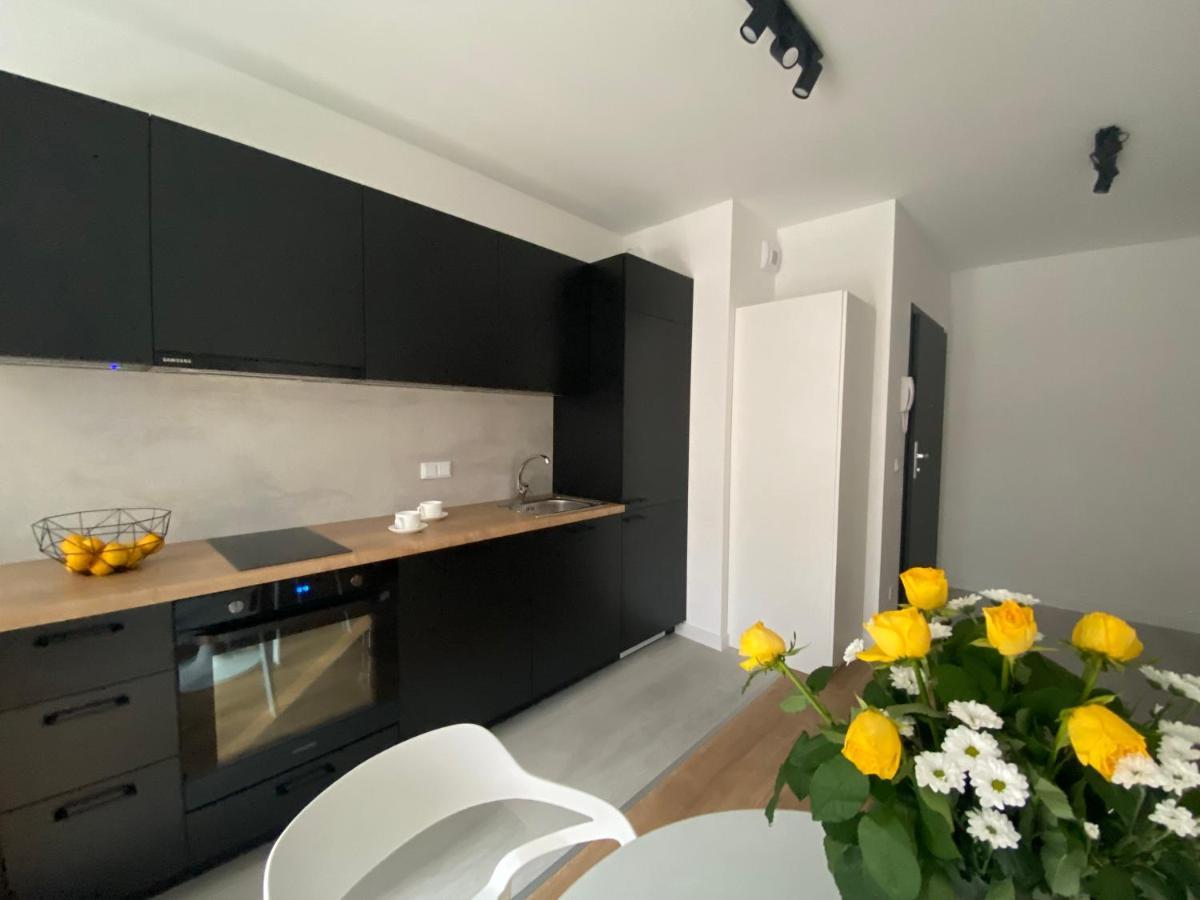 Apartamenty Fuzja - Komfortowe Mieszkania Blisko Centrum Lodzi Garaz Exteriér fotografie