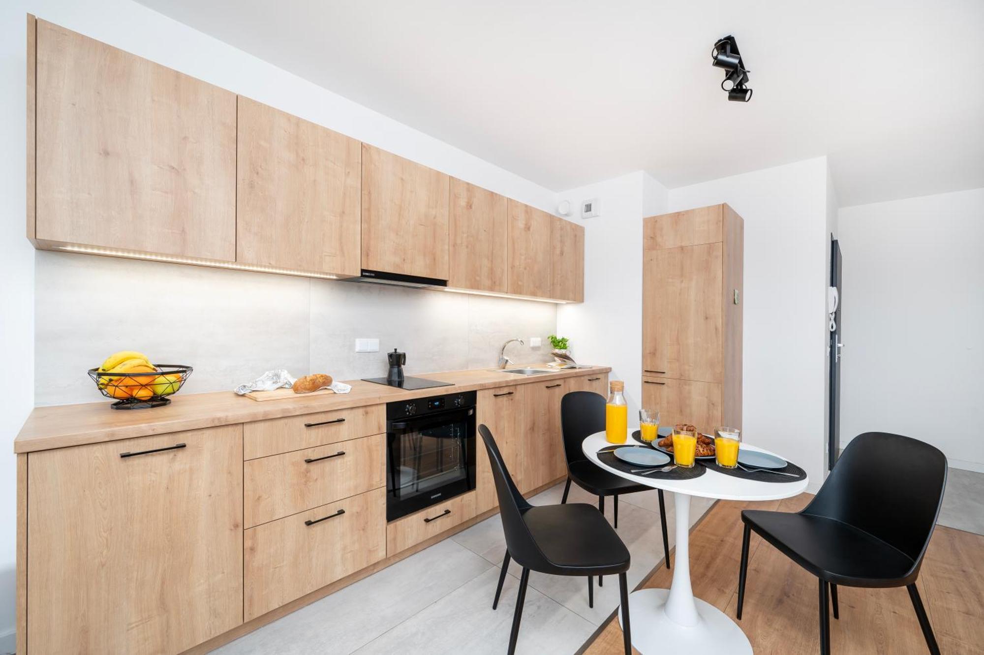 Apartamenty Fuzja - Komfortowe Mieszkania Blisko Centrum Lodzi Garaz Exteriér fotografie