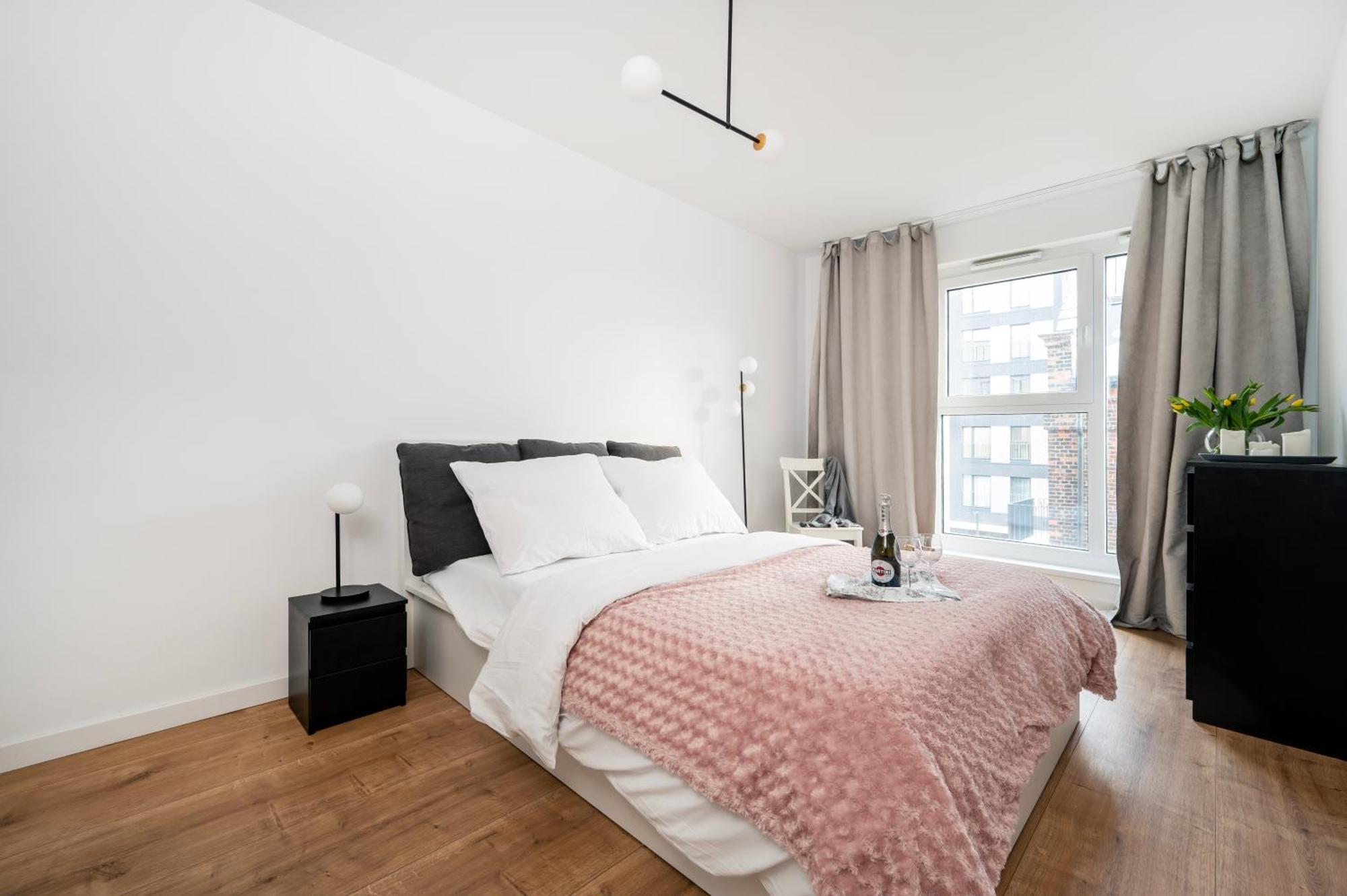 Apartamenty Fuzja - Komfortowe Mieszkania Blisko Centrum Lodzi Garaz Exteriér fotografie